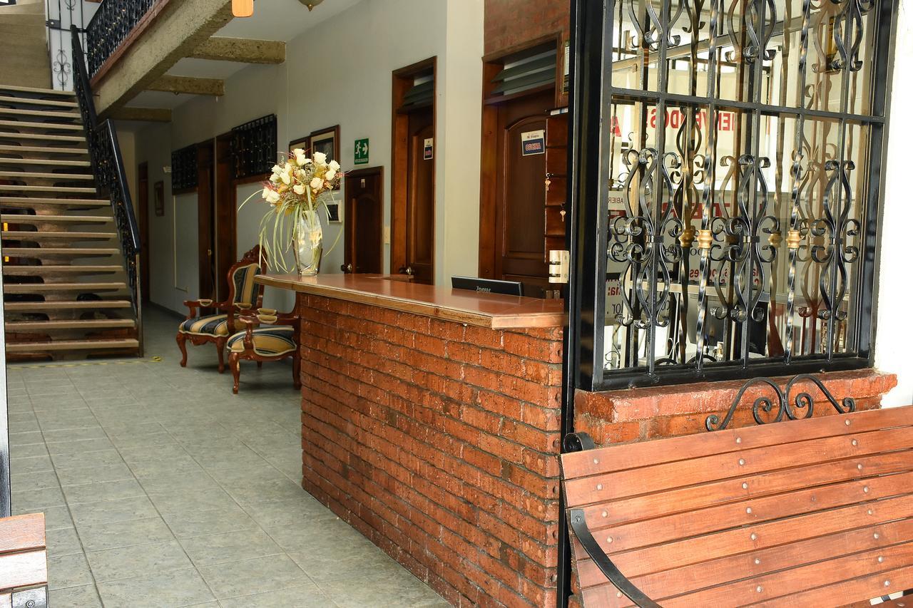 Hotel El Lago 2 Pereira Esterno foto